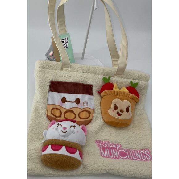 Disney Parks 2024 Munchlings Tote Marie Minnie Baymax New - Picture 1 of 10